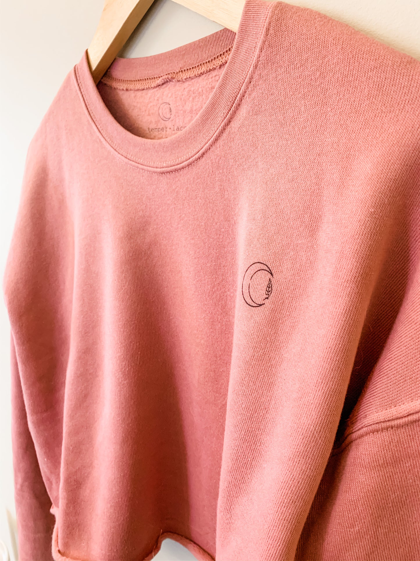 CROPPED CREW FLEECE